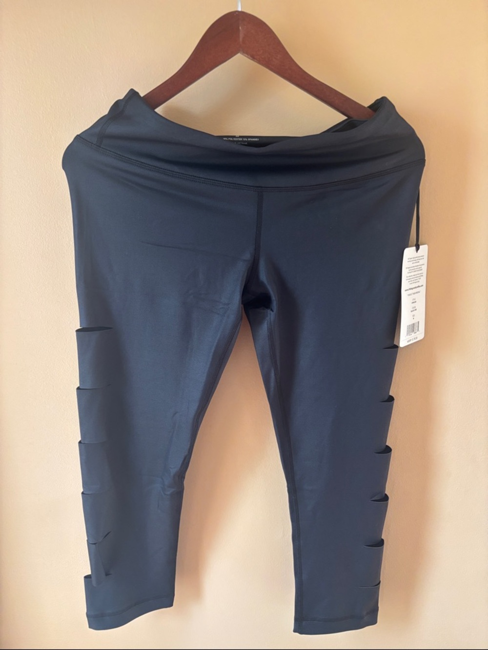 90 Degree By Reflex Black Capri Leggings with Side Ladder Cutouts Medium